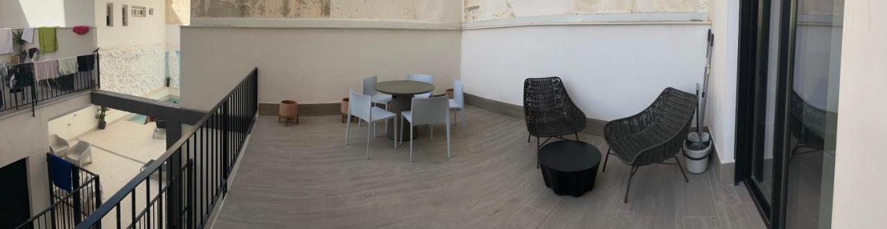 Apartamentos Breton 17 Suite Con Terraza Alicante Esterno foto
