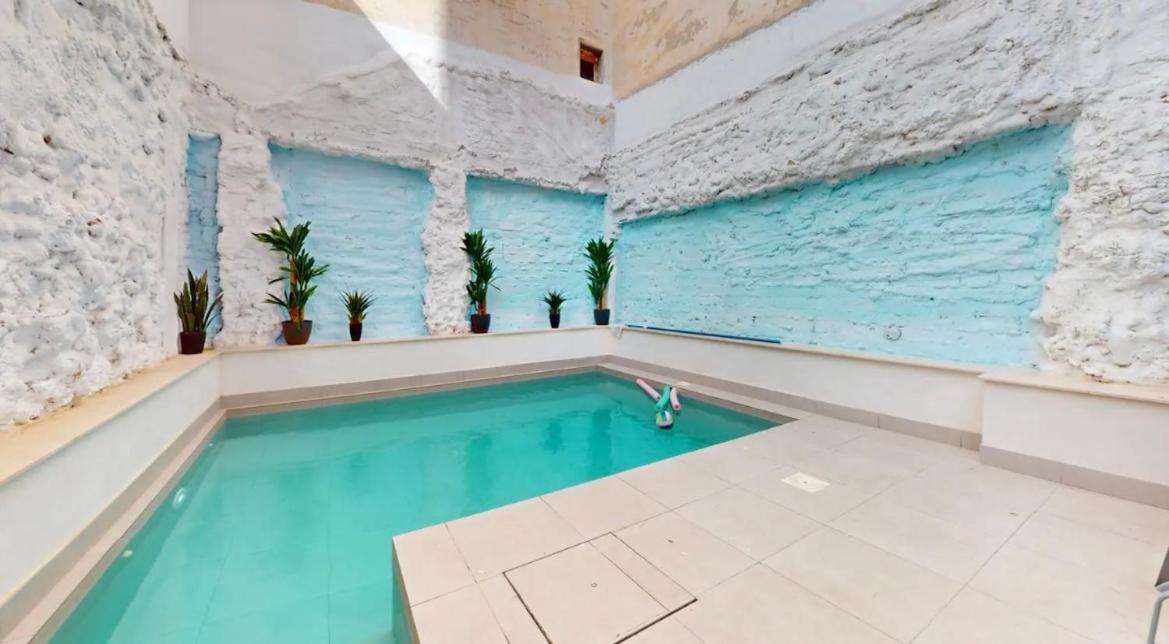 Apartamentos Breton 17 Suite Con Terraza Alicante Esterno foto